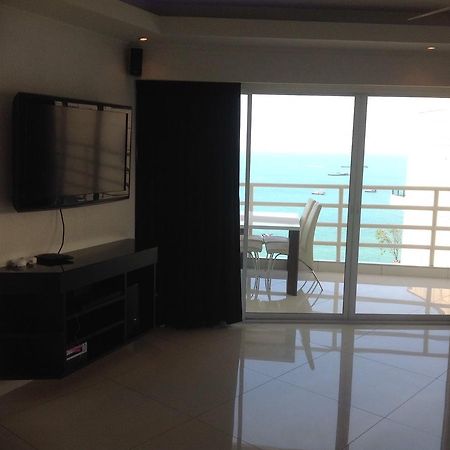 Vtsix Condo Service At View Talay 6 Condo Pattaya Exterior foto