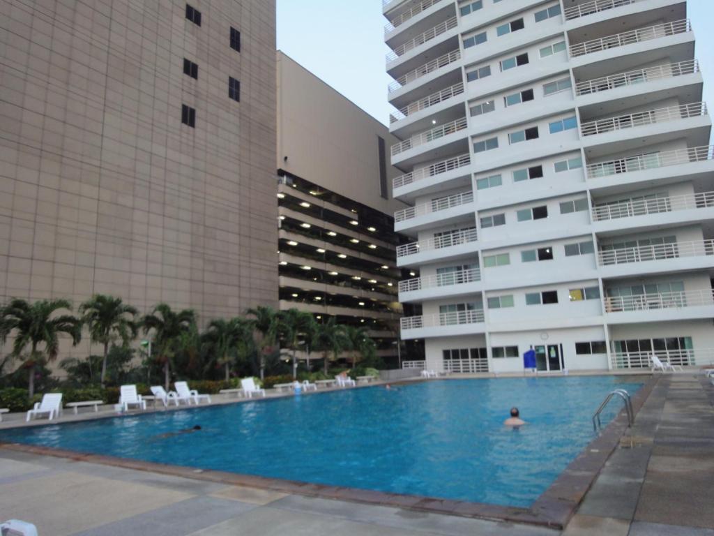 Vtsix Condo Service At View Talay 6 Condo Pattaya Exterior foto